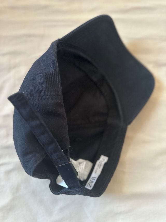 Gorra Zara Path Racer - Negra