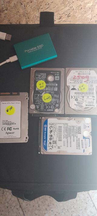 Lote 5 discos duros - HDD y SSD