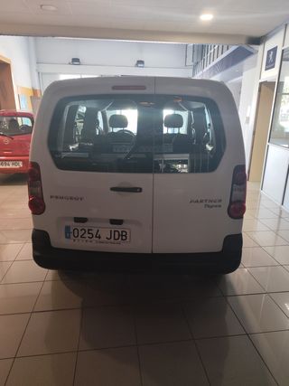 Peugeot Partner 2015