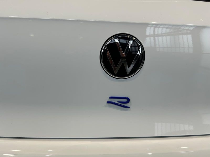Volkswagen Golf 2022, foto 6