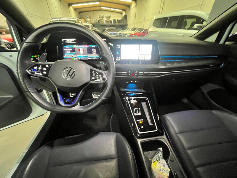Volkswagen Golf 2022, foto 40