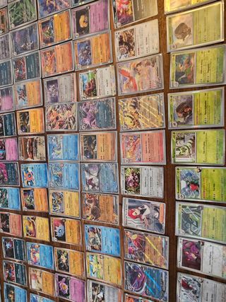 Lote de cartas Pokémon