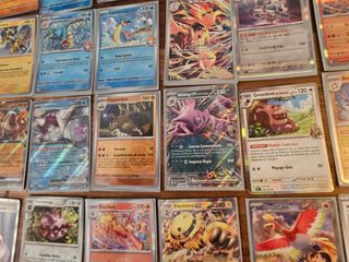 Lote de cartas Pokémon