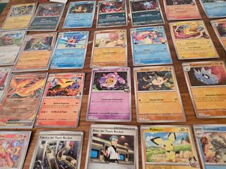 Lote de cartas Pokémon