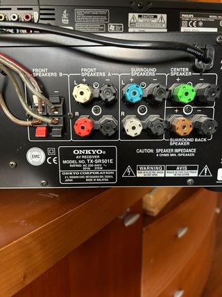 Onkyo TX-SR501E - Amplificador