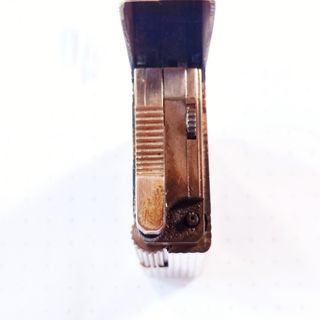 Accendino S.T.Dupont laccato nero e oro