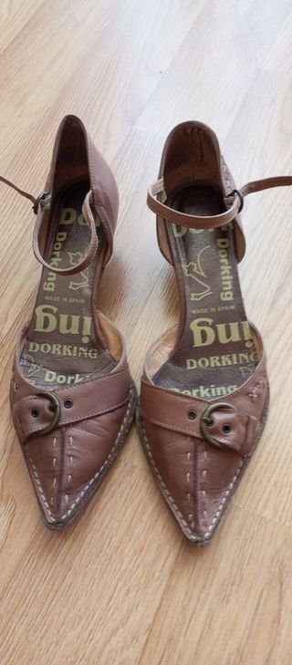 Zapatos de mujer con punta