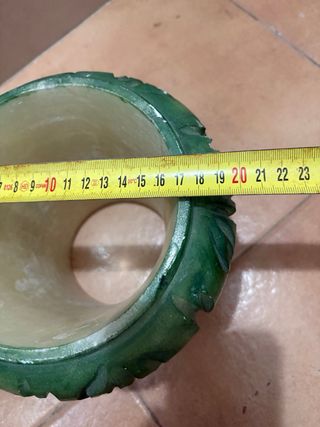 Jarrón con luz. mármol-cerámica verde