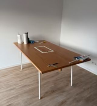Mesa comedor Ikea ANVÄNDBAR - madera y metal