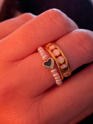 Anillo Tous de oro amarillo G750 y perlas blancas