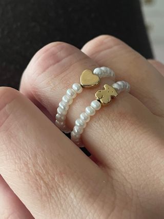 Anillo Tous de oro amarillo G750 y perlas blancas