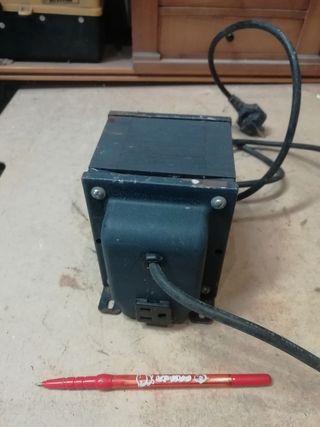 Transformador 1000VA 220 /240 v. a 110/120V