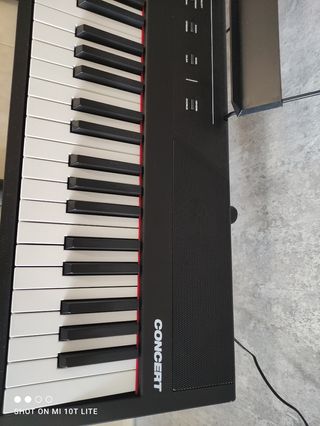 Piano Digital Alesis Concert 88 teclas