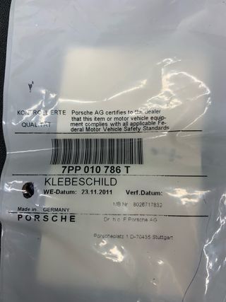 ETIQUETA ADHESIVA DEL ACEITE
MOTOR PORSCHE