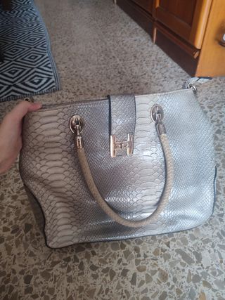 Bolso beige y gris efecto piel serpiente