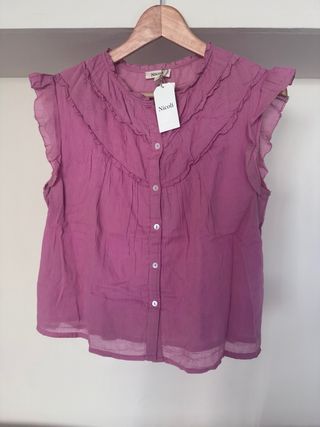 Blusa Nicoli morada - volantes