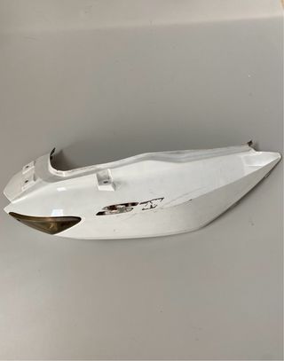 Carenado Daelim S1 blanco