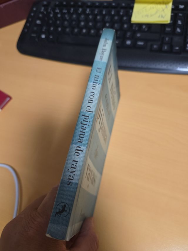 El Nino con el Pijama de Rayas (Spanish Edition)