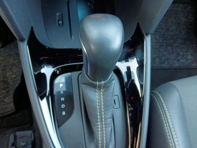 Toyota Yaris Hybrid AWD-i Adventure