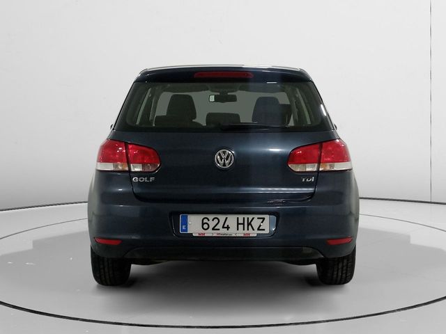 Volkswagen Golf Advance