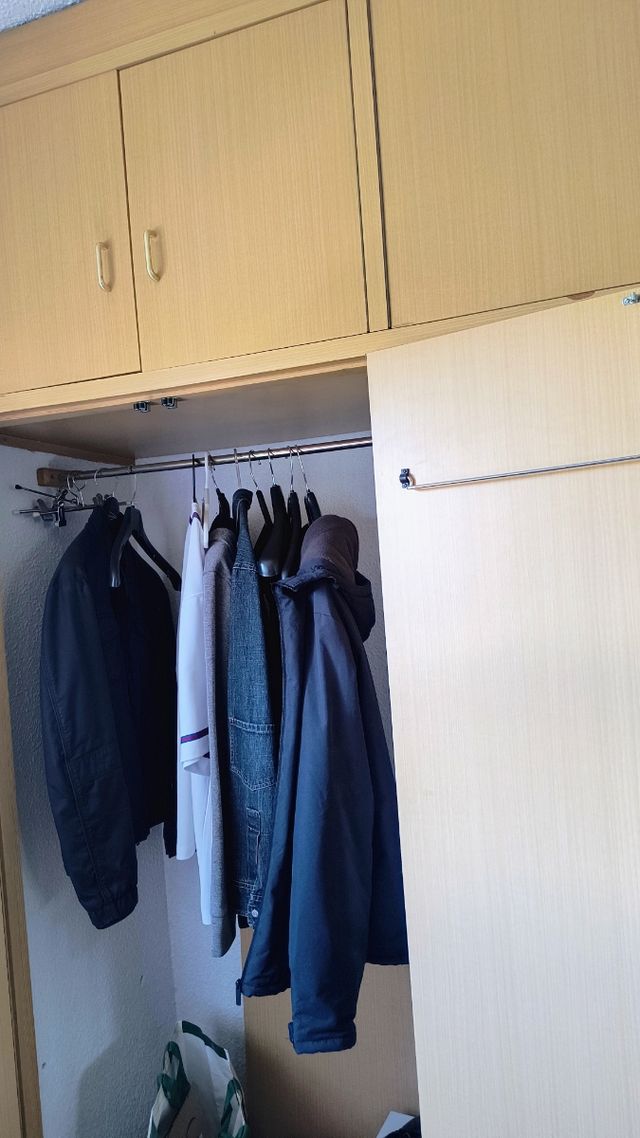 Armario empotrado - Madera - Beige