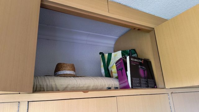 Armario empotrado - Madera - Beige