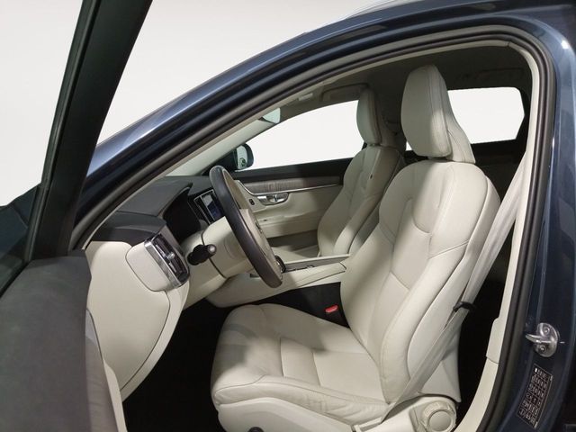Volvo V90 Core AWD