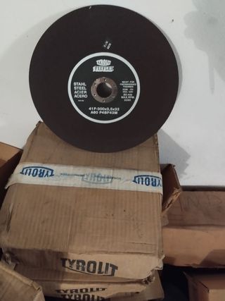 Cerraduras, bisagras, discos corte y ruedas carro