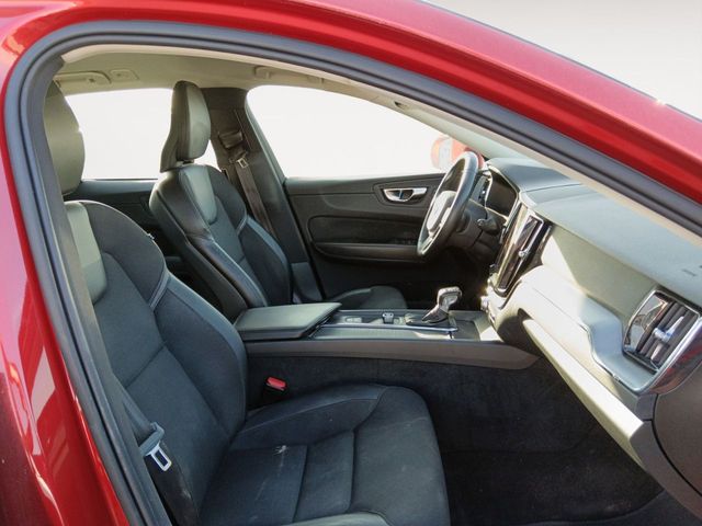 Volvo XC60 Momentum 2WD