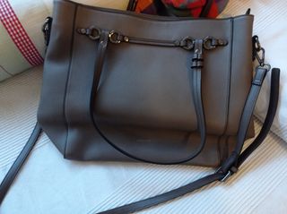 Bolso bandolera marrón-gris de piel