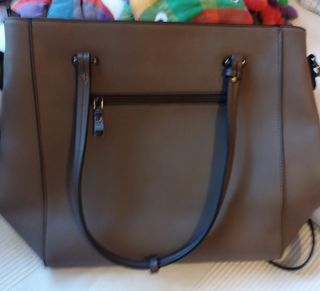 Bolso bandolera marrón-gris de piel