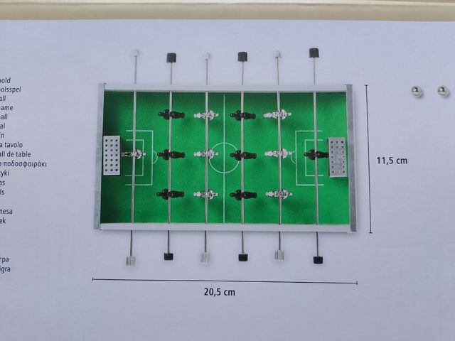 Mini biliardino da tavolo.