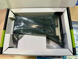 Tarjeta gráfica ASUS GeForce 710 2GB HDMI DVI VGA 