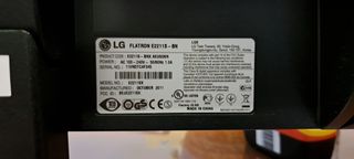 Monitor LG Flatron E2211