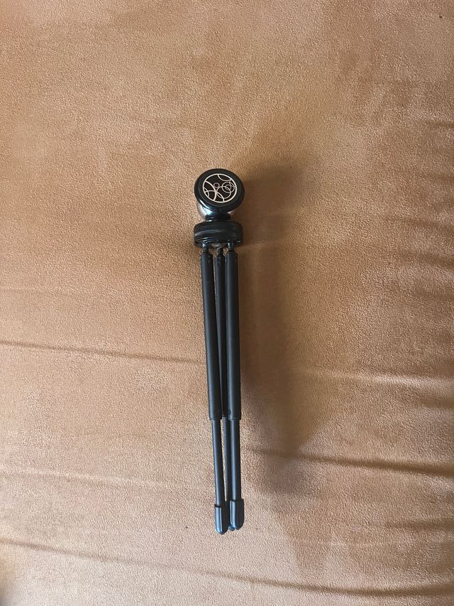 Trípode magnético pequeño