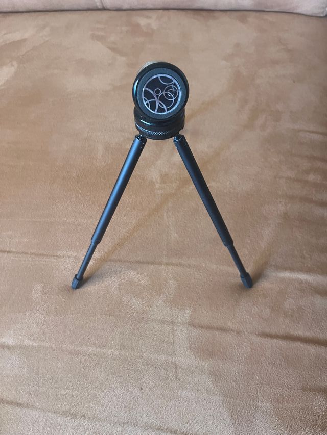 Trípode magnético pequeño