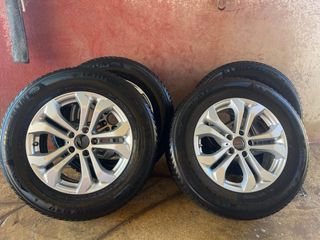 4 Ruedas Mercedes Benz