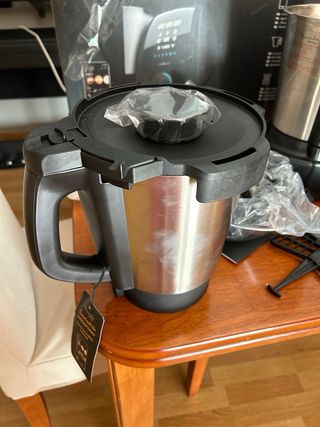 Cecotec Mambo 10090 - Como nueva