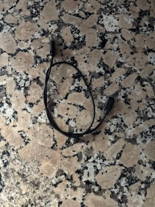 Smartwatch rosa marca sami con cargador incluido