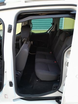 Peugeot Partner Tepee 1.6 Hdi 5p