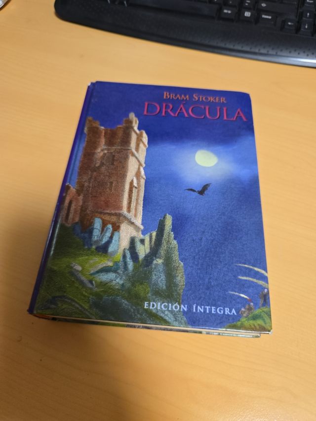 Dracula (Spanish Edition)