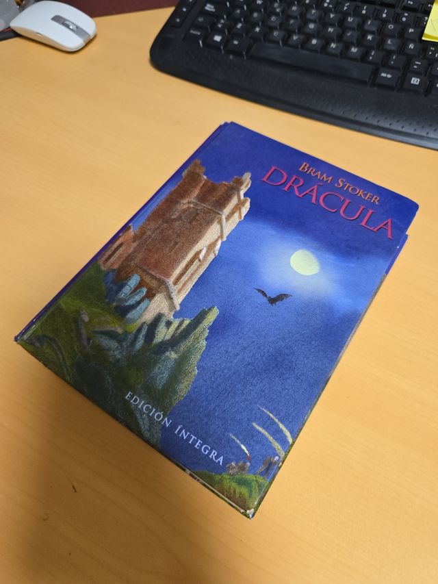 Dracula (Spanish Edition)