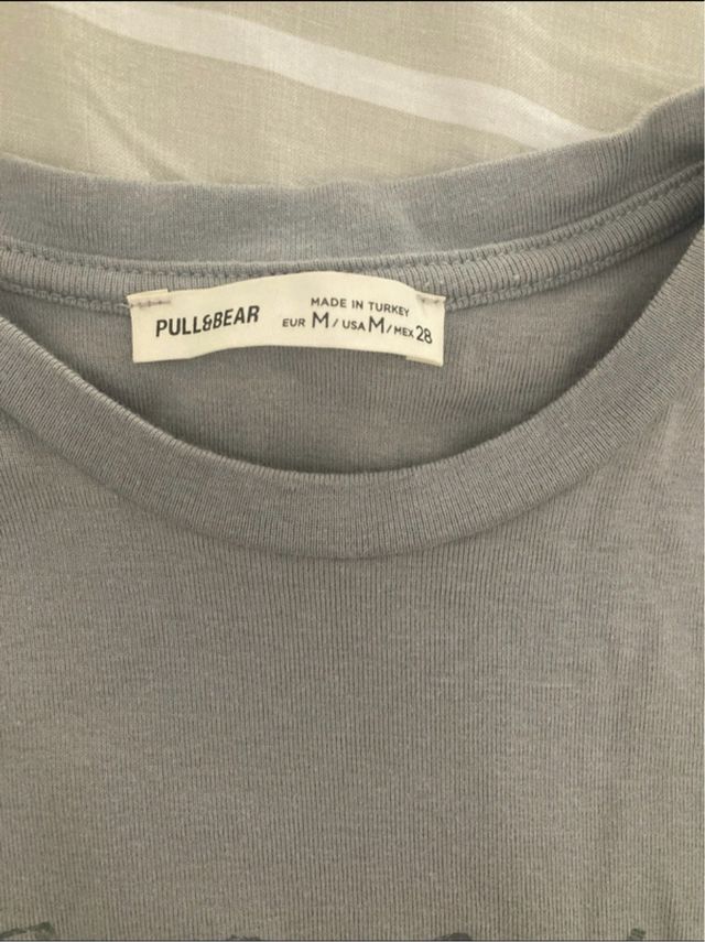 Camiseta Pull&Bear gris, talla M