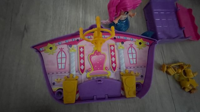 Carroza Pinypon con accesorios