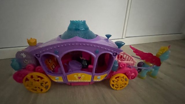 Carroza Pinypon con accesorios