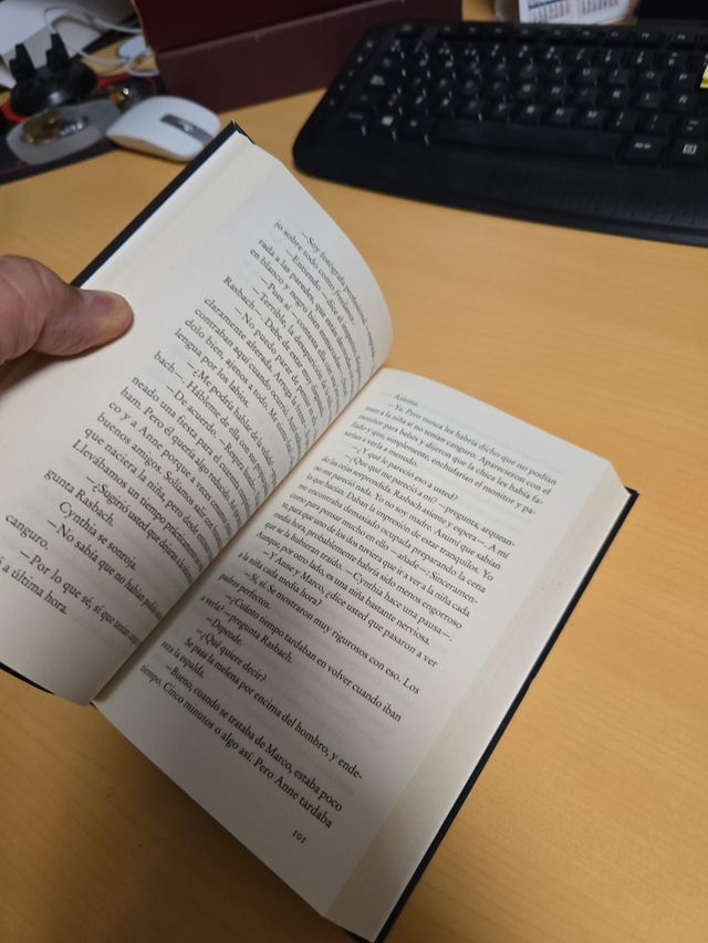 La pareja de al lado (Spanish Edition)