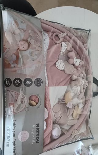 Alfombra actividades bebé rosa