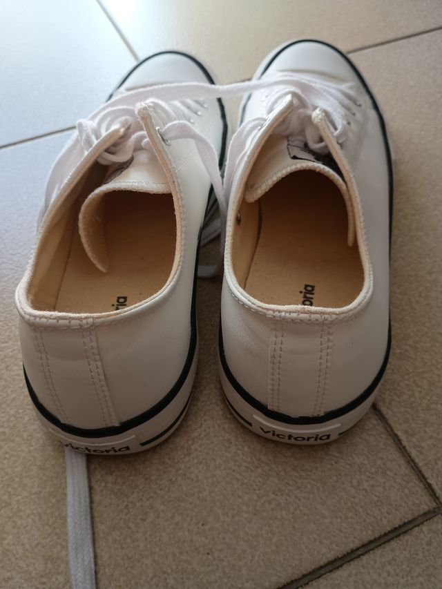 Zapatillas Victoria, talla 39