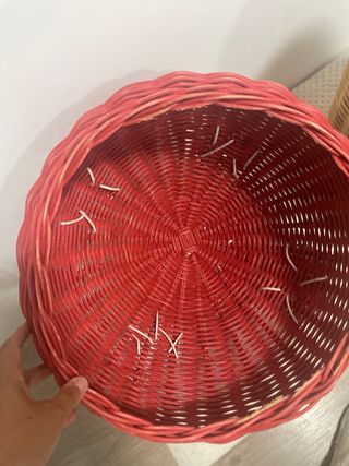 Cesta mimbre seta roja - Decoración infantil