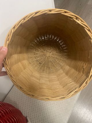 Cesta mimbre seta roja - Decoración infantil